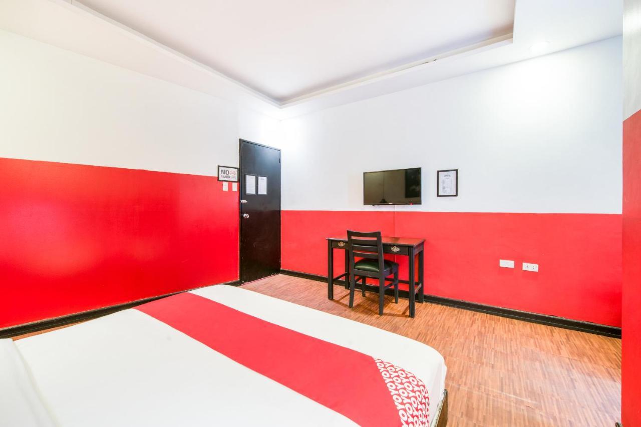 Oyo 432 Diamondwood Hotel Angeles Dış mekan fotoğraf